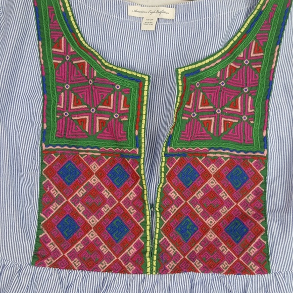 AE Crop Top Embroidered Boho pinstripe XS - Picture 3 of 6